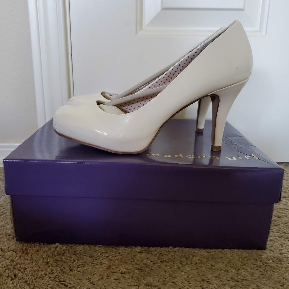 Madden Girl White Heels - Size 7